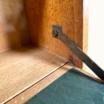 Secrétaire, Bureau Suspendu, Emile Seigneur - Berceau de France - Detail