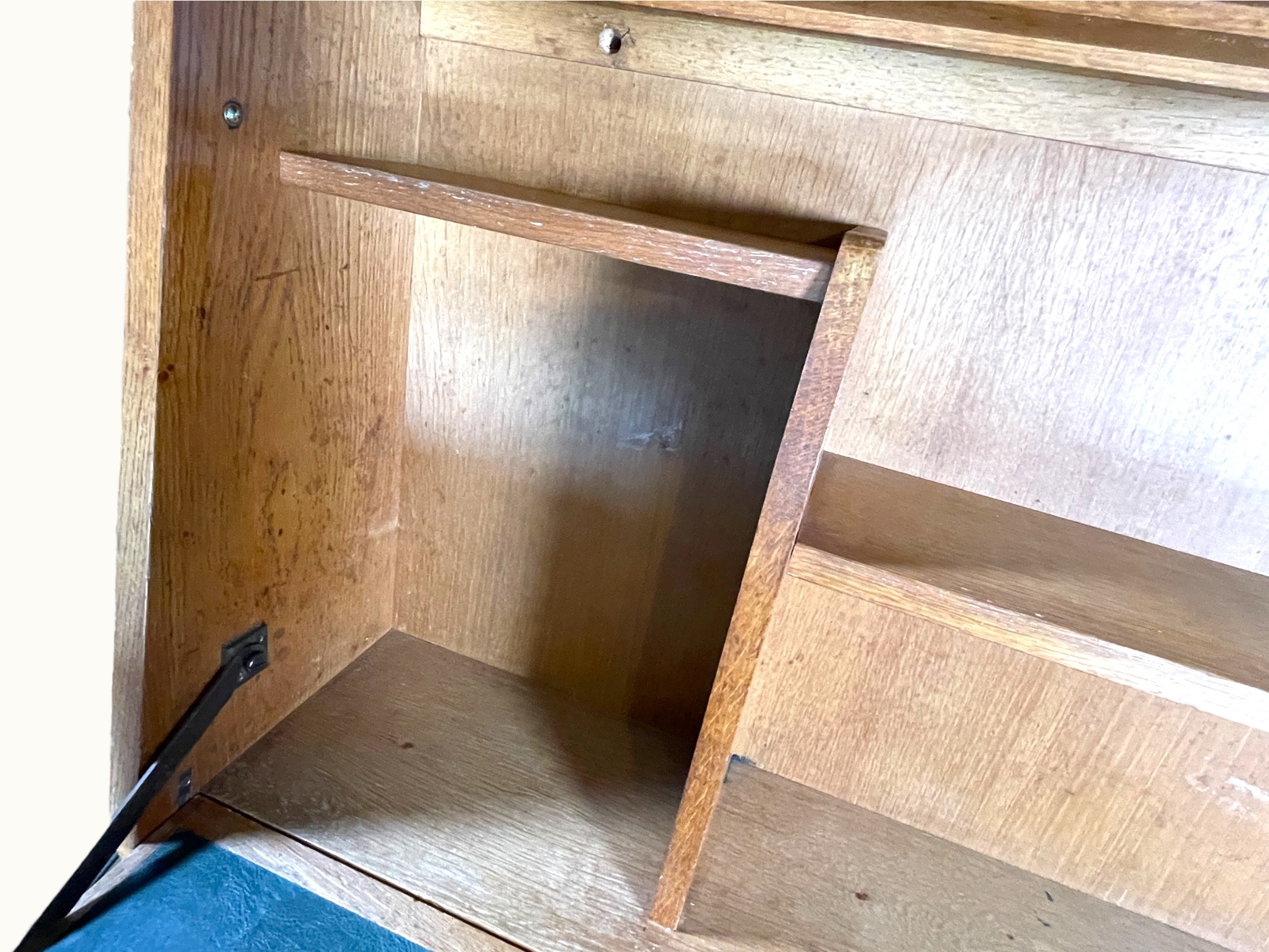 Secrétaire, Bureau Suspendu, Emile Seigneur - Berceau de France - Detail