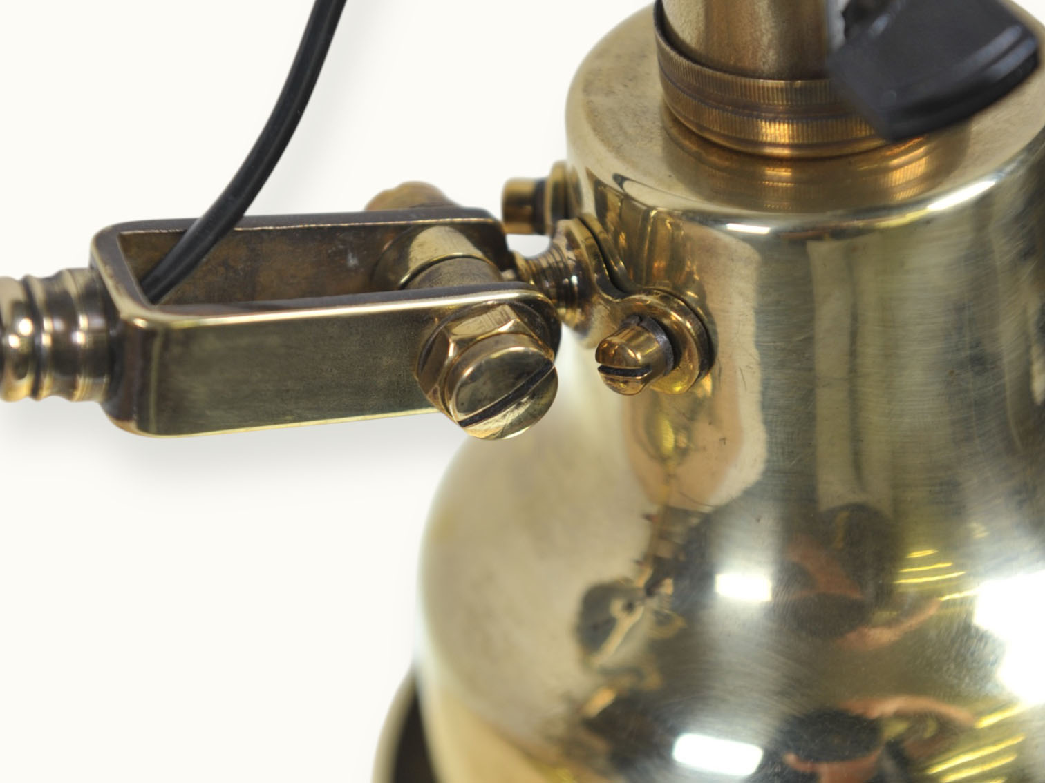 Lampe-pour-bureau-de-ministre-8 Lampe pour bureau de ministre, manufacture parisienne d'appareillage éléctrique, modèle 2.732