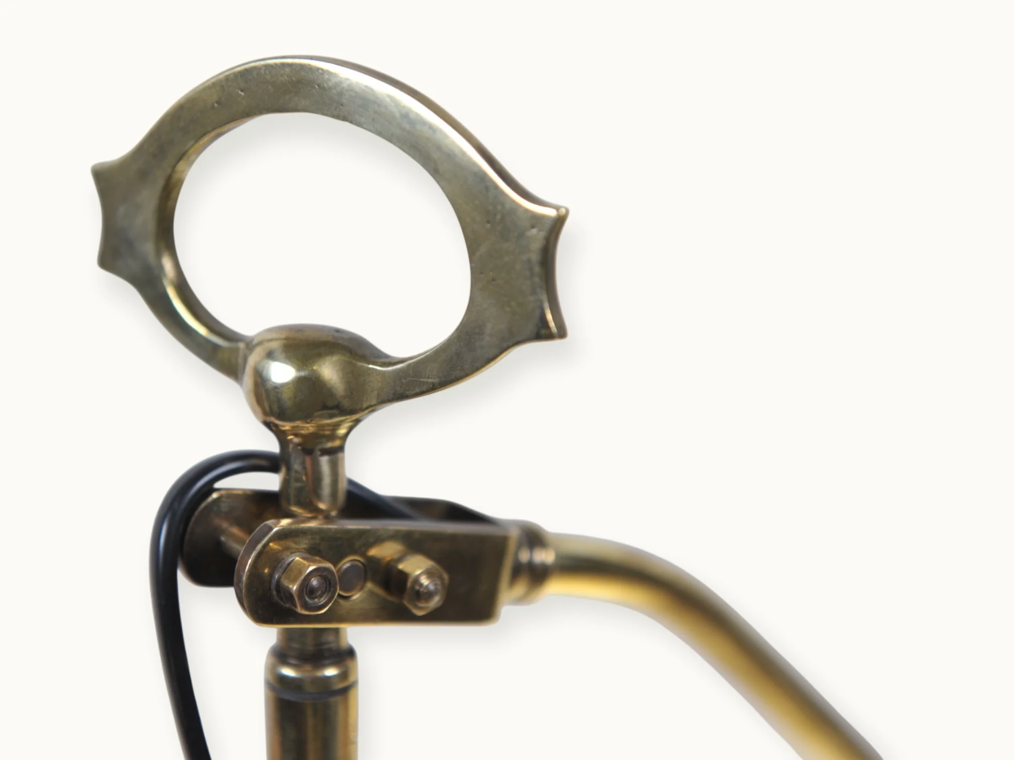 Lampe pour bureau de ministre, manufacture parisienne d'appareillage éléctrique, modèle 2.732