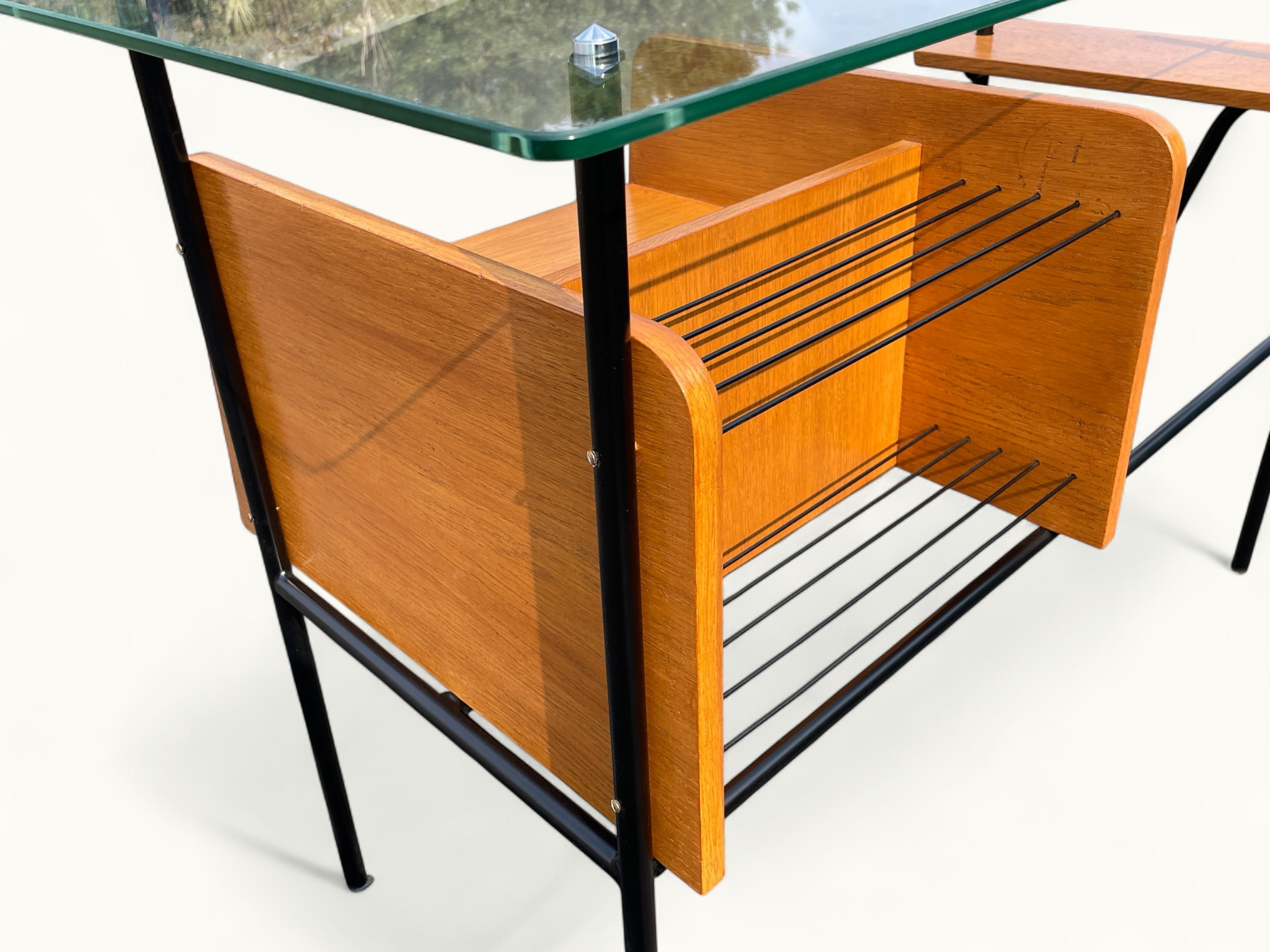 Bureau Azzano Frères 1956 Bois, fer et Glace Detail