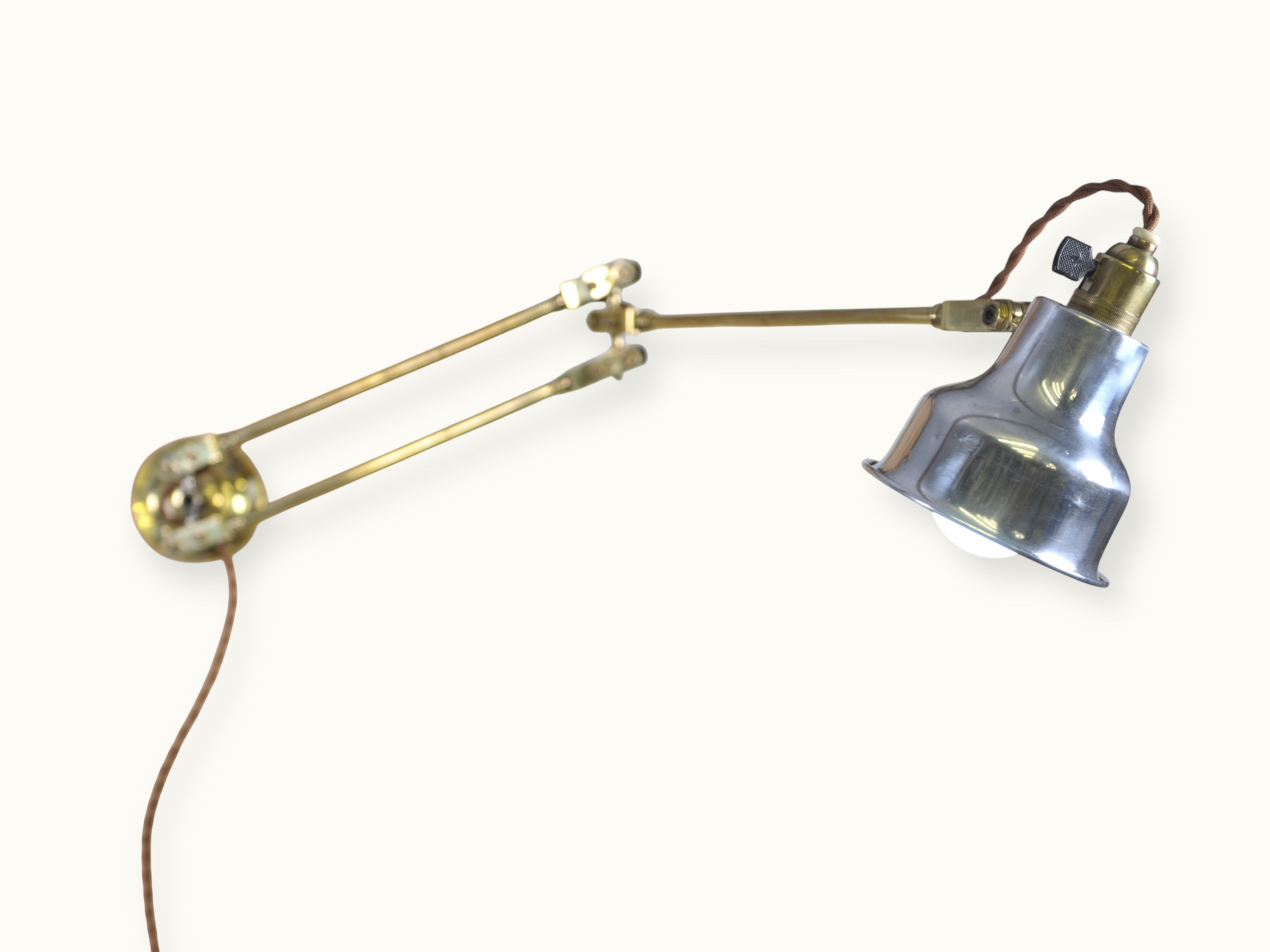 applique-genouillere-modele-3362-5 Applique Genouillère à articulations automatiques et indéréglables, modèle 3.362 - Éditeur : Manufacture Parisienne d'Appareillage Electrique