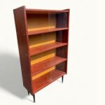 Bibliothèque-Vitrine-vintage-style-scandinave-4-étagères-circa-1970