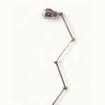 Jieldé - Création de lampe Jieldé sur commande, sur base d'assemblages de pièces anciennes rénovées.