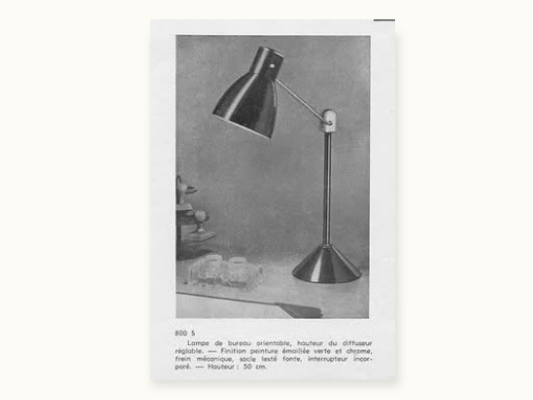 Lampe de bureau JUMO 800 S vintage (vers 1950) — émail vert, chrome, socle fonte lesté, frein mécanique, hauteur diffuseur réglable. Rénovée. Traces du temps visibles.