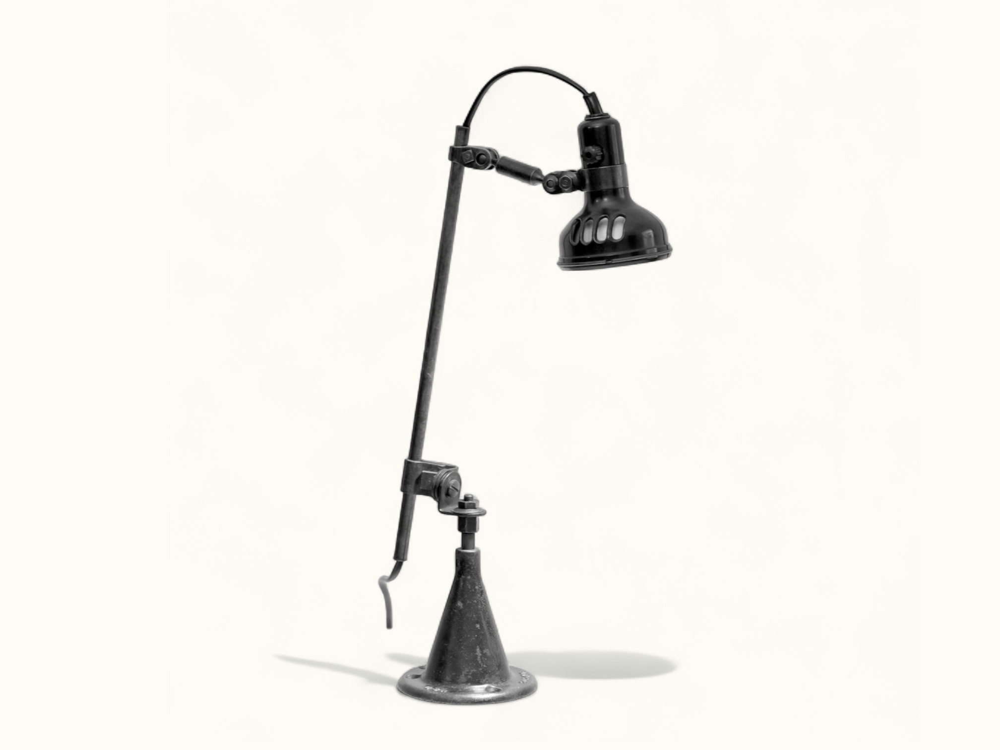 Lampe de couture vintage de marque SINGER modèle SLF 3 par SIMANCO
