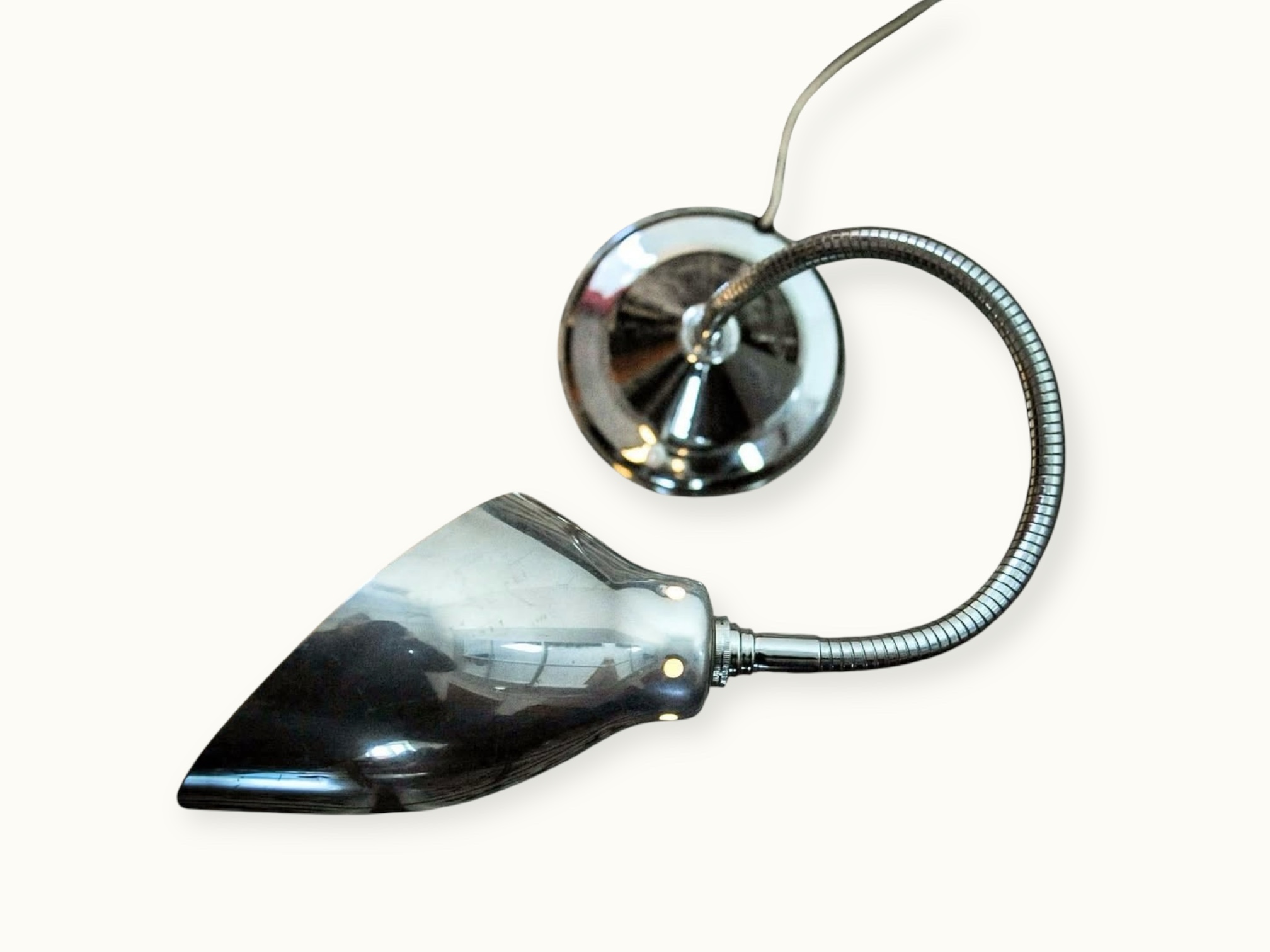 Lampe vintage articulée de bureau alphonse pinoit Ki‑E‑Klair - Version flexible (abat‑jour tronconique en aluminium) — Circa 1950