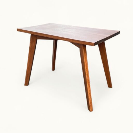 table basse en teck massif, d’inspiration scandinave et brutaliste circa 1950