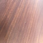 Table-basse-teck-Style-Scandinave-Brutaliste-circa-1950-6 table basse en teck massif, d’inspiration scandinave et brutaliste circa 1950