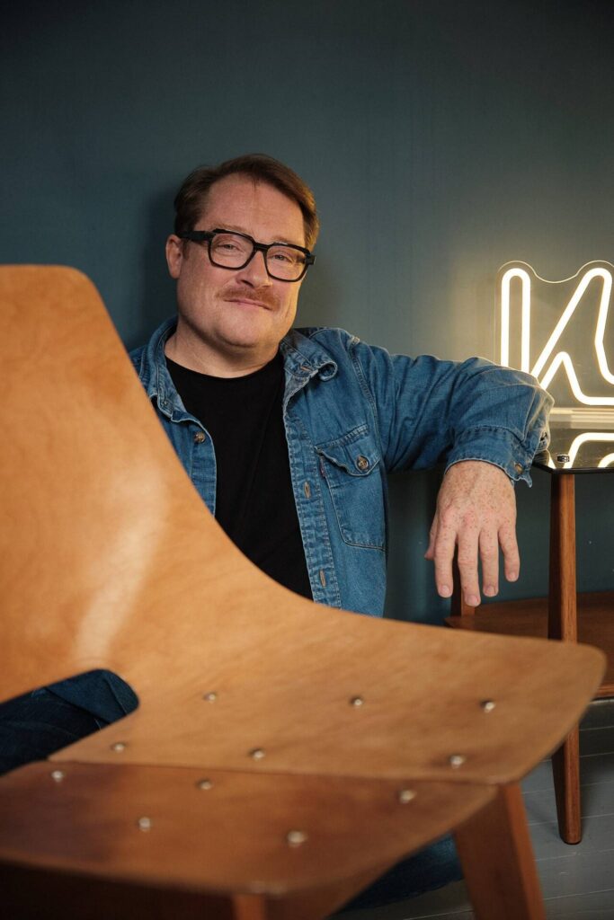 Sebastien Kunz - Fondateur de Kunz Design Galerie - mobilier design vintage signé et objets singuliers