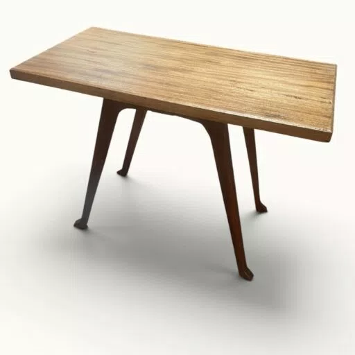 Table basse brutaliste tout bois — pieds en spatule sculptés — France, circa 1950-1960 — OVNI